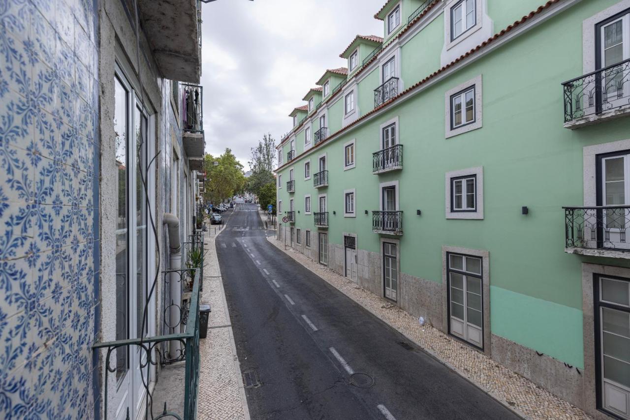 Lovely Patio Getaway In Lisbon Exterior photo